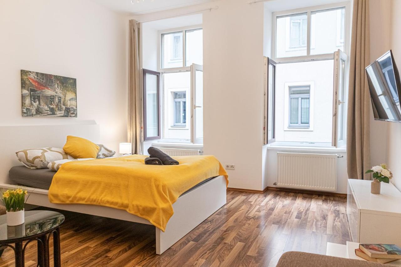 Peaceful 1Br Apt. Near Metro Station Langenfeldg. Apartment Vienna Exterior photo