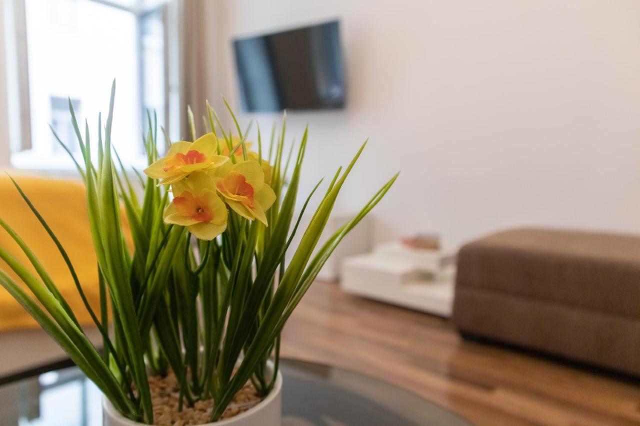 Peaceful 1Br Apt. Near Metro Station Langenfeldg. Apartment Vienna Exterior photo